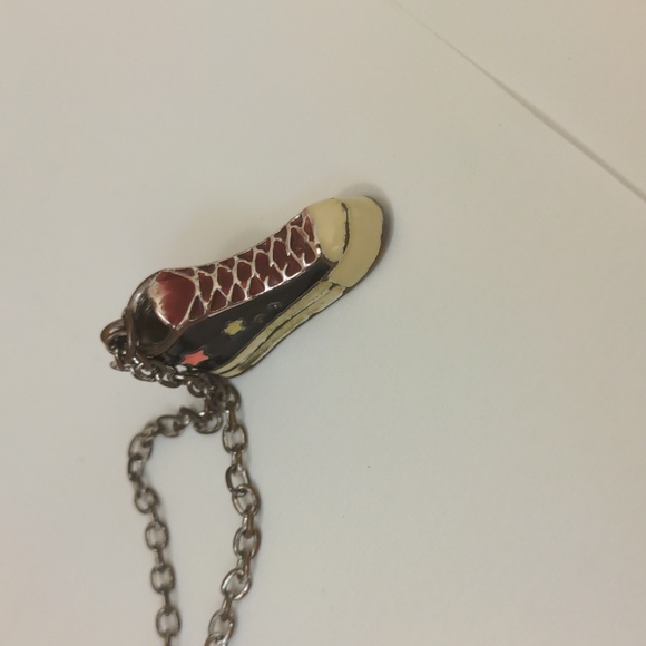 Sneaker Pendant Necklace - Picture 6 of 7